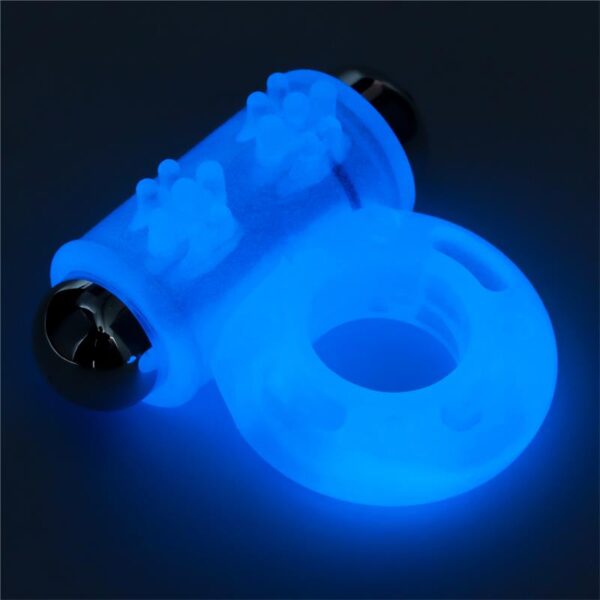 Lumino Play Vibrating Penis Ring Blue Light - Image 3