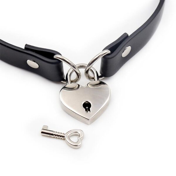Collar with Heart Lock Vegan Leather One Size - Image 2