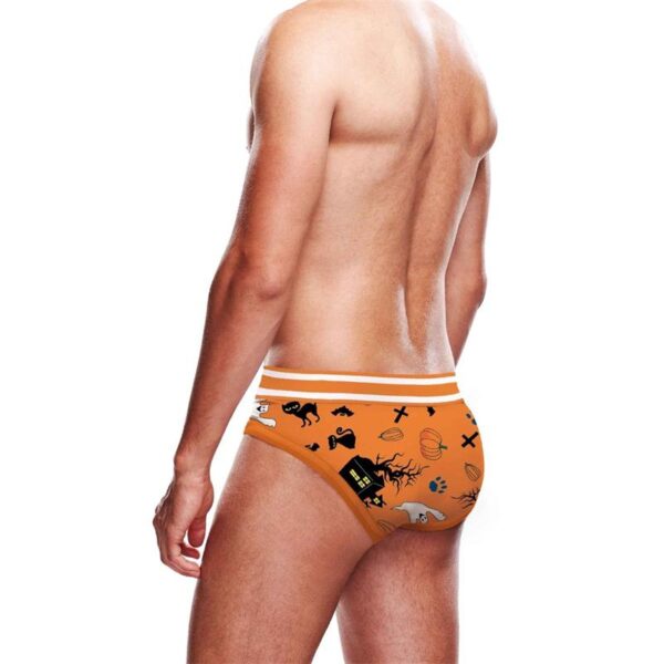 Brief Halloween - Image 2