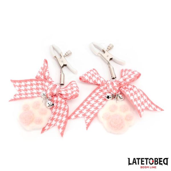 Nipple Clamps with Kitty Paw Pompon - Image 4