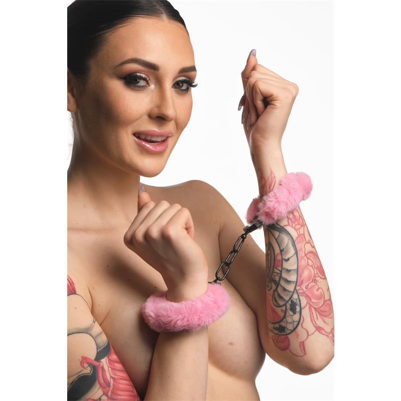Furry Handcuffs Pink - Image 5