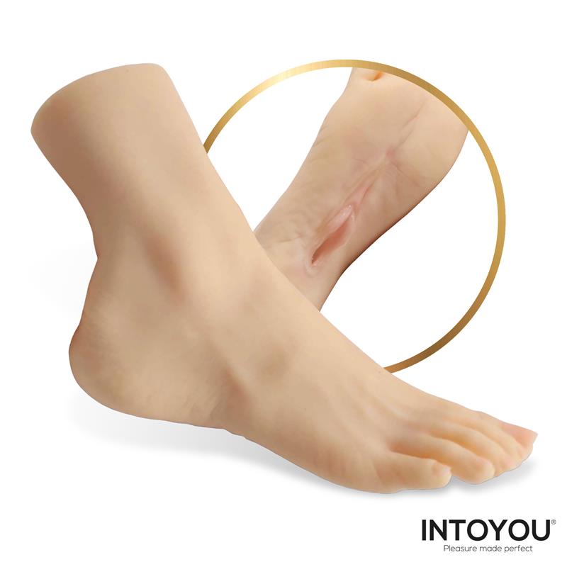 Step Foot with Vagina Masturbator - Image 2