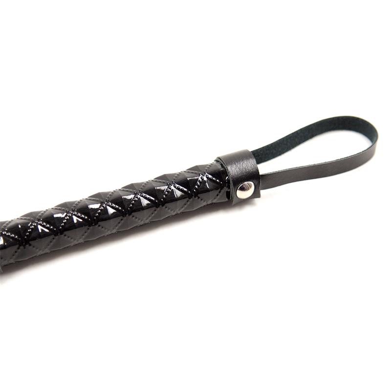 Flogger Diamond Pattern with Metal Hardware 39 cm Black - Image 3
