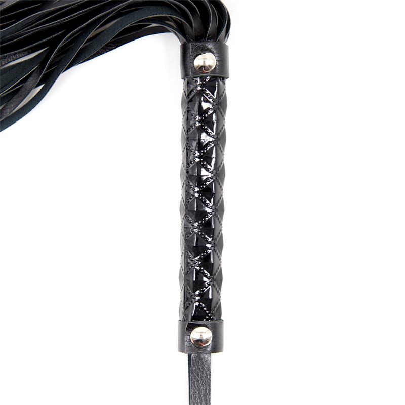 Flogger Diamond Pattern with Metal Hardware 39 cm Black - Image 4